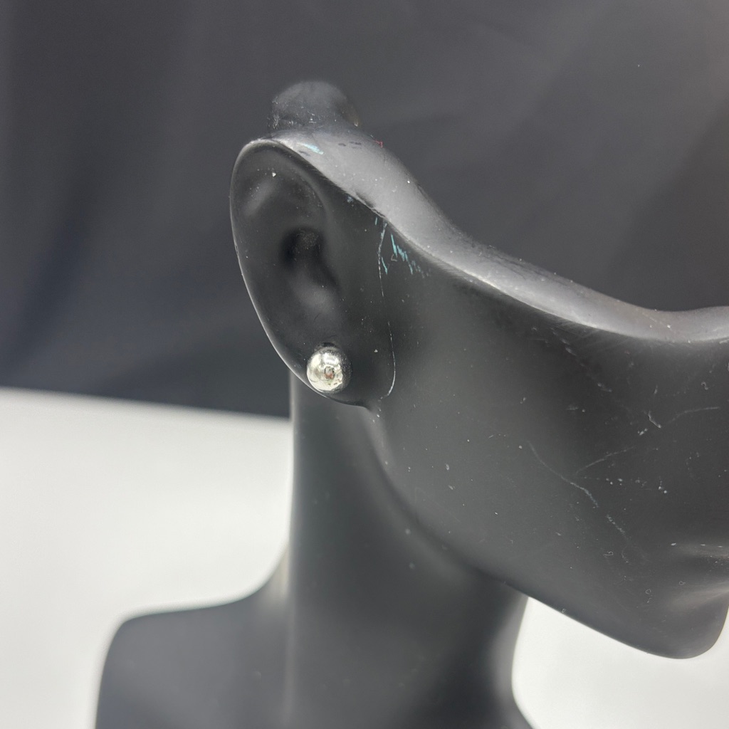Polished Silver Ball Stud Earrings - Classic Metallic Finish 8$